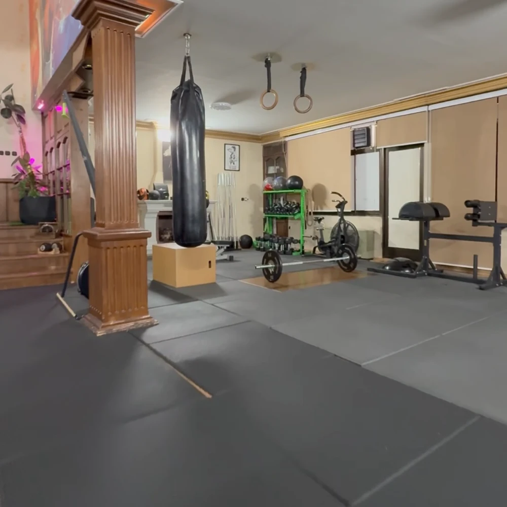 مجموعه ورزشی تیوا جیم