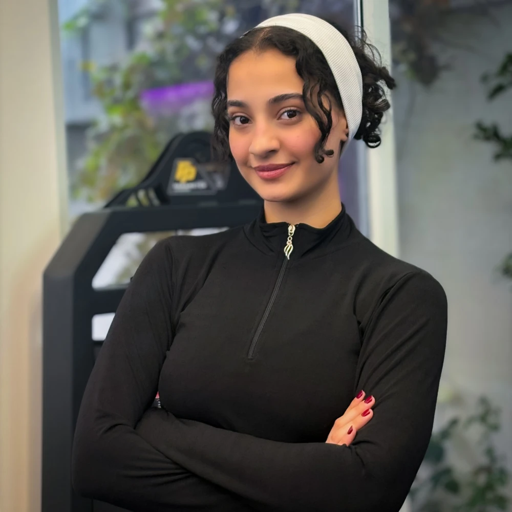 مربی بدنسازی و فیتنس سعیده خاکپور – متخصص فانکشنال فیتنس و ورزش کودکان